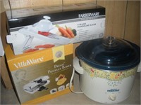 Small Kitchen Appliances-Crock Pot, Pizzelle Iron