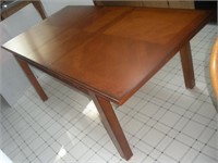 Mission Style Table w/Integral Leaf, 78/60x40x30
