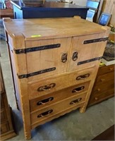 INDUSTRIAL STYLE CHEST OF DRAWERS