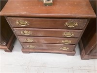 HENKEL HARRIS SMALL CHEST