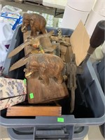 Tote of miscellaneous items (decorative pieces,