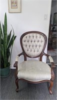 Vintage French Provincial Chair