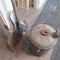 GALV CAN, WOOD PULLEY ,DUST PAN,RAKE