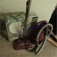 BOX FAN & VACUUM CLEANER-UNTESTED
