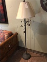 Floor Lamp (60")
