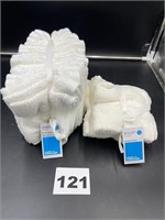 24 new washcloths