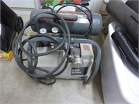 2HP - 4 GAL COMPRESSOR - CRAFTSMAN