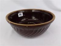 Brown Glaze Swirl Stoneware 9.5" Bowl USA
