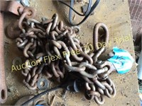 5/16 log chain 10'- 1 hook other end loop