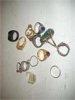 Rings - Costume Jewelry