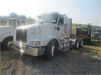 2002 International 9200 T/A Road Tractor,