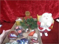 Vintage Santa figure and misc. Christmas décor.