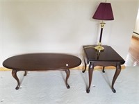Coffee table, end table and lamp, very good