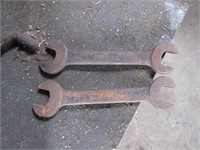 2 ford wrenches