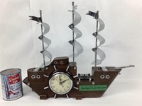 Horloge bateau en bois et métal, non fonctionnelle