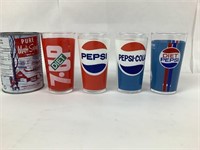 4 verres Pepsi et 7 UP, vintage