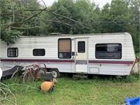 Fleetwood Taurus Camper- Front Damage