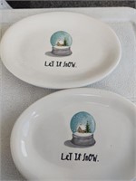 Set of 2 rae dunn let it Snow plate