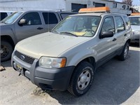 2003 Ford Escape XLS Popular