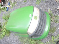 JOHN DEERE MOWER HOOD LA105