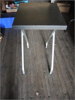 SMALL FOLD UP WORK TABLE