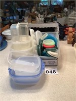 Plastic containers with assorted lids