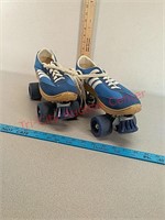 Nash cruisers roller skates, mens size 8 / womens