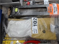 5 Small Maxisafe Fireforce Protective Gloves etc