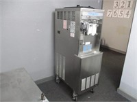 Clean Working Taylor Ice Cream Machine 1 PH