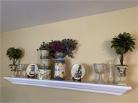 Plates, vases and decor