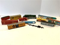 ASSORTED HO SCALE TRAIN CARS-TOP ONLY