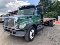 2005 INTERNATIONAL 7000 W/ 25' FLAT BED