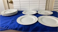 Box lot of unmatched dinner plates