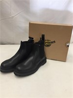 DR MARTENS AIRWAIR WOMENS BOOTIES SIZE. 8