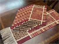 6' Table Runner and Place Mats