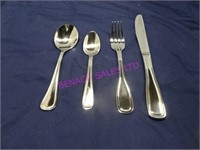 LOT, 1 CUTLERY TRAY w/ FORKS, KNIVES, SPOONS*