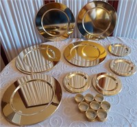 818 - GOLD-TONE CHARGERS, PLATES & NAPKIN RINGS