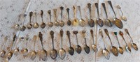 818 - LARGE LOT OF COLLECTOR SPOONS