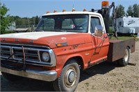 1972 Ford F350 Tow truck -390 V8 - 4 Spd -Winch