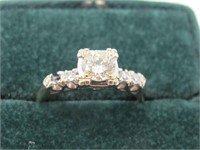 FIRST LADT 18KT WEDDING RING 1/2+ CT DIAMOND