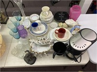 Table Lot of Household Goods