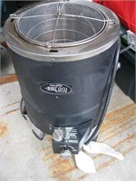 Large Char-Broil The Big Easy Turkey / fish Fryer