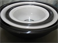 Pyrex Corning Black & White Nesting Bowl Set