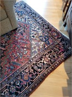 Vintage Persian Heriz rug 76" x 102" w/ ......