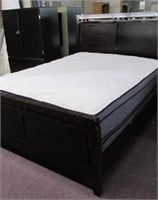 Full Size Bed With Matress & Box Spring