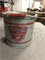 FALLS CITY GALVANIZED MINNOW BUCKET