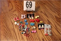 Collection of Assorted Earrings (R2)