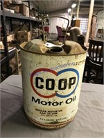 COOP 5-GALLON MOTOR OIL CAN