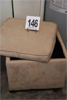 Rolling Foot Stool with Storage (R4)