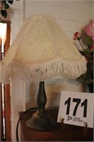 Brass Bottom Lamp with Shade (R3)